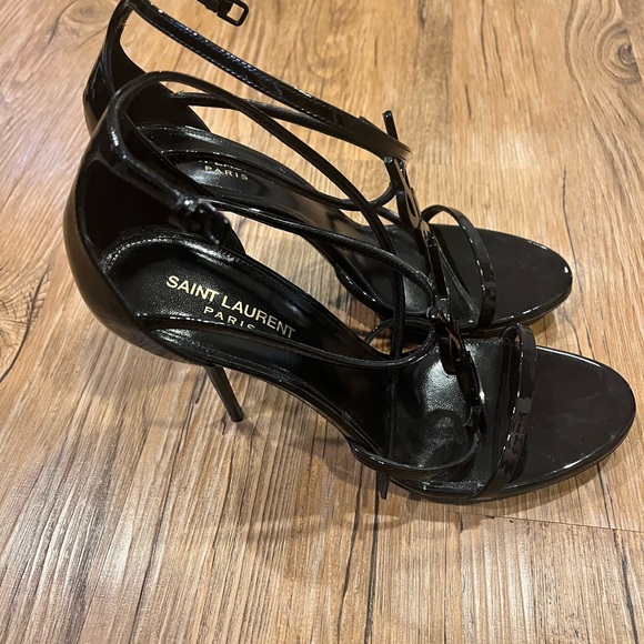 Cassandra YSL Logo Sandals Sz 42 - Picture 2 of 9